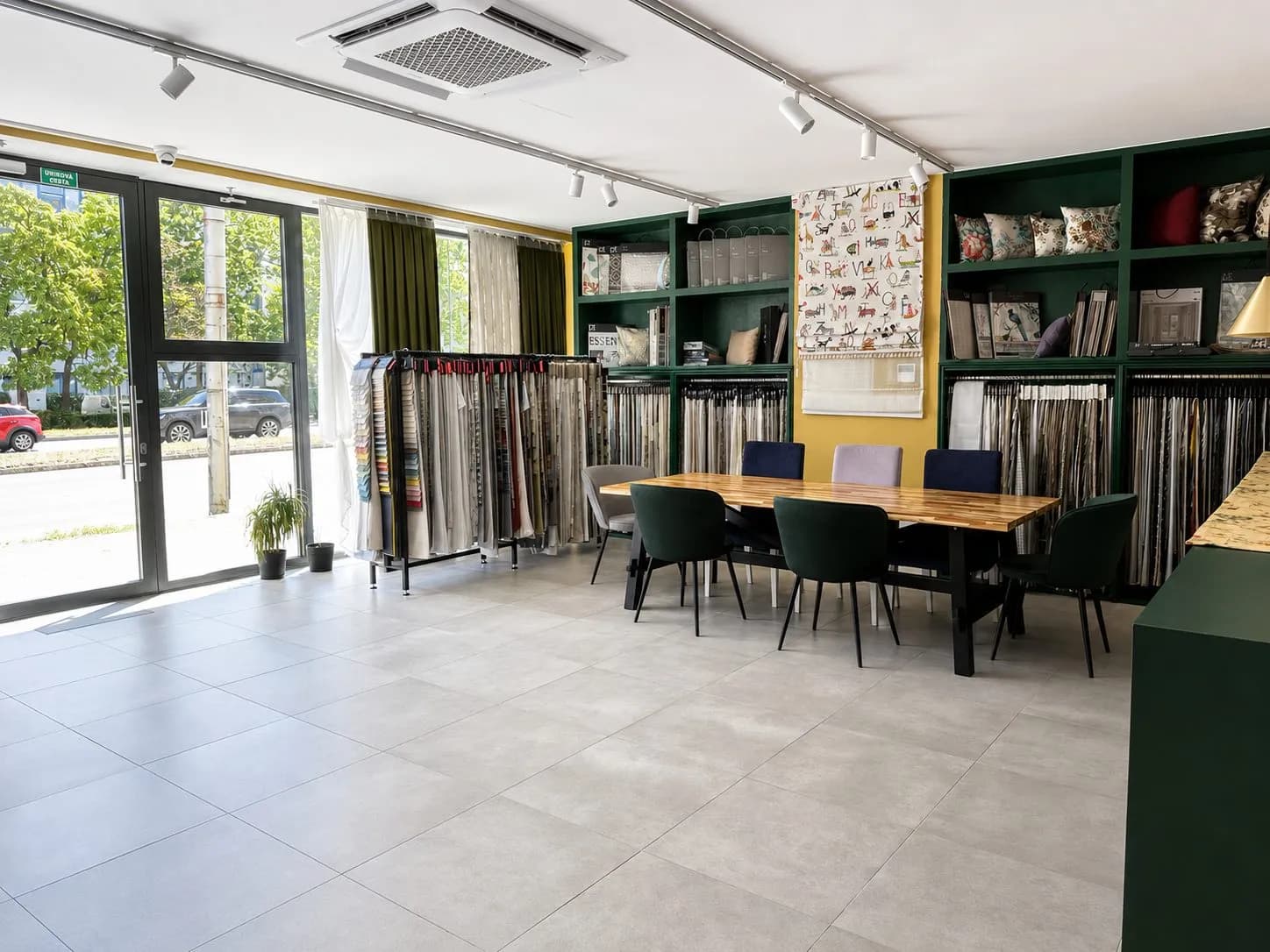 Showroom VESTA Bratislava Showroom VESTA Bratislava
